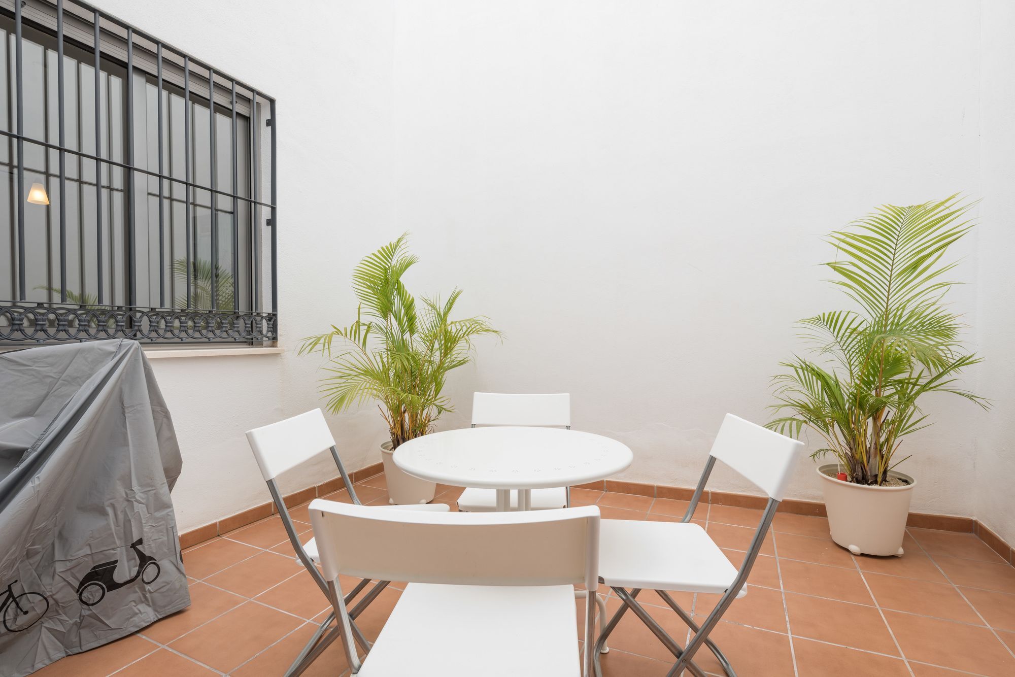 Apartamento Birgit Apartment Malaga Exterior photo